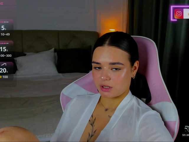 EvaRaider live cam on BongaCams