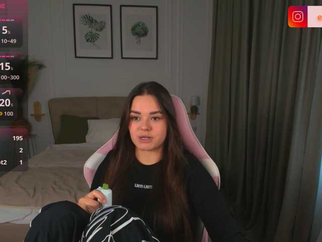 EvaRaider live cam on BongaCams