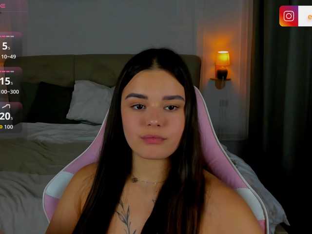 EvaRaider live cam on BongaCams