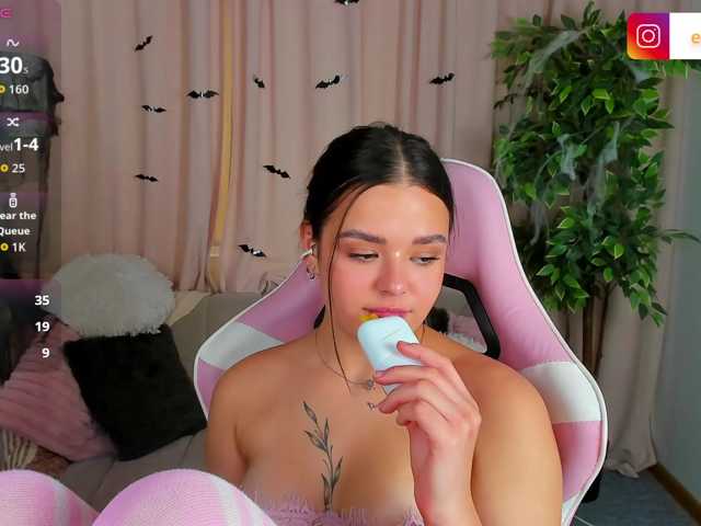 EvaRaider live cam on BongaCams