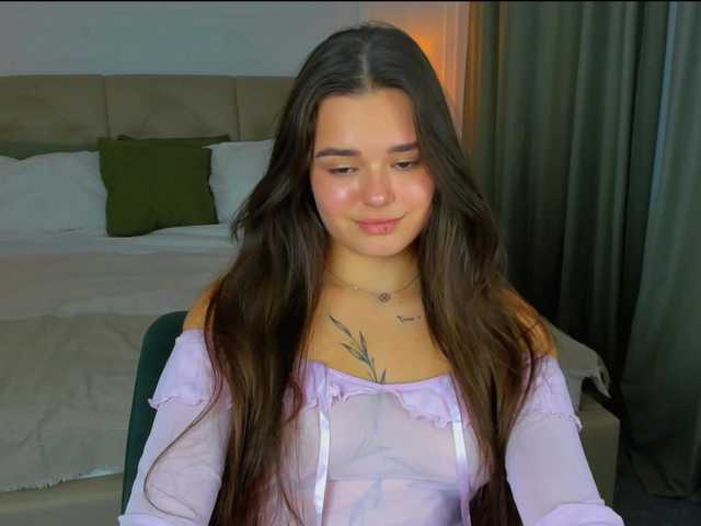 EvaRaider live cam on BongaCams
