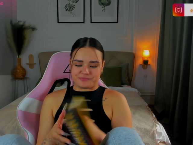 EvaRaider live cam on BongaCams