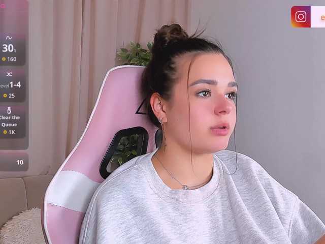 EvaRaider live cam on BongaCams