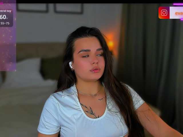 EvaRaider live cam on BongaCams