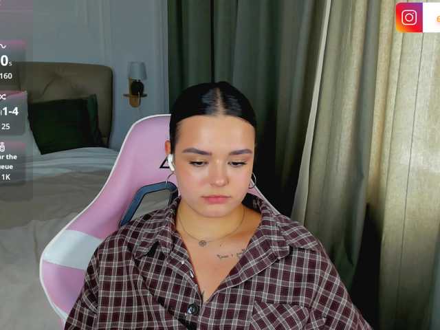 EvaRaider live cam on BongaCams