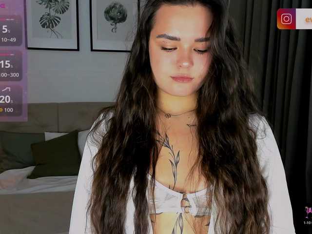 EvaRaider live cam on BongaCams