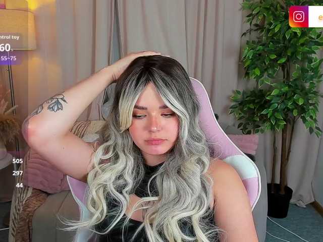EvaRaider live cam on BongaCams