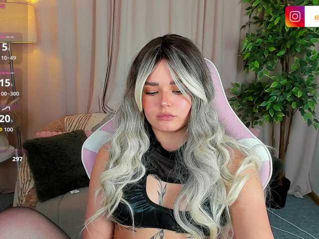 EvaRaider live cam on BongaCams
