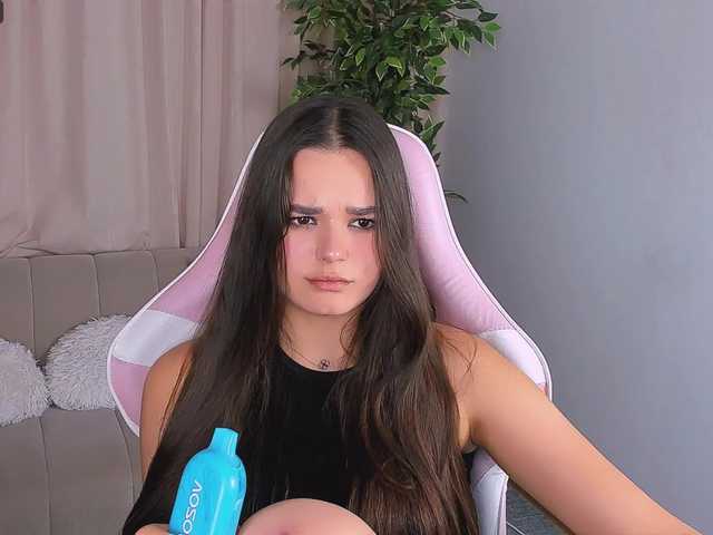 EvaRaider live cam on BongaCams