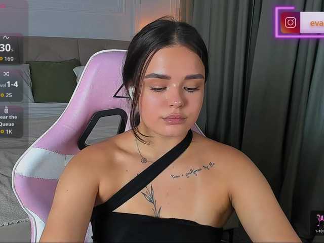 EvaRaider live cam on BongaCams