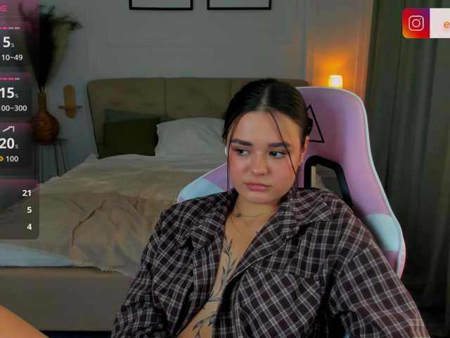 EvaRaider live cam on BongaCams