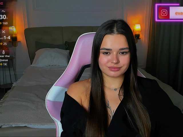 EvaRaider live cam on BongaCams