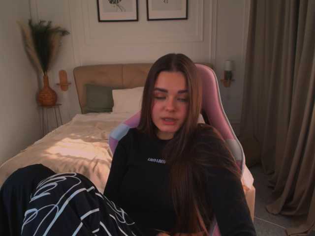 EvaRaider live cam on BongaCams