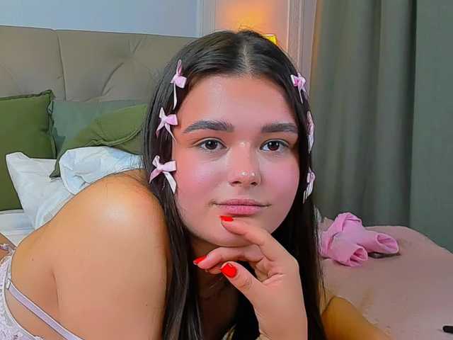 EvaRaider live cam on BongaCams