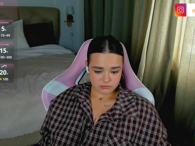 EvaRaider live cam on BongaCams