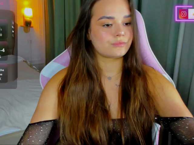 EvaRaider live cam on BongaCams