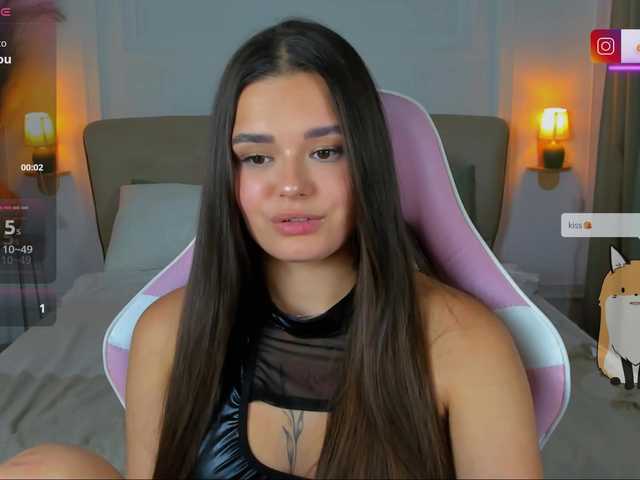 EvaRaider live cam on BongaCams