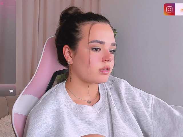 EvaRaider live cam on BongaCams