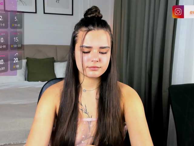 EvaRaider live cam on BongaCams