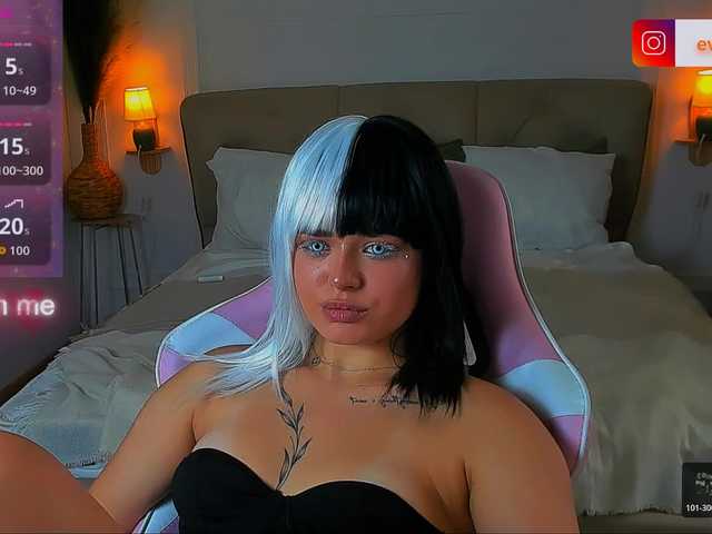 EvaRaider live cam on BongaCams
