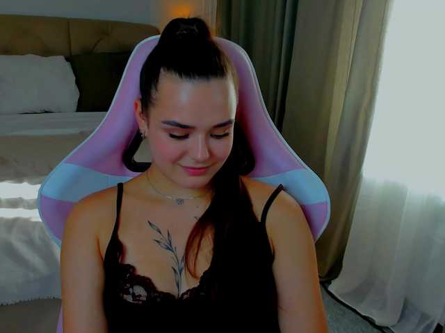 EvaRaider live cam on BongaCams