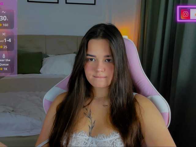 EvaRaider live cam on BongaCams