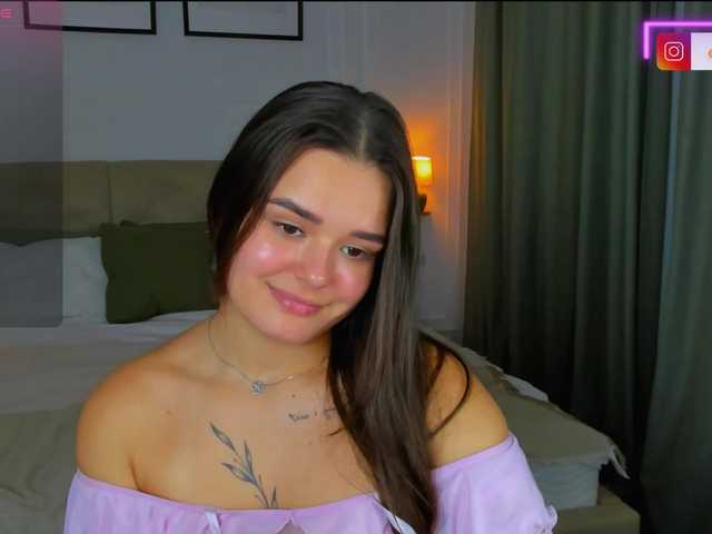 EvaRaider live cam on BongaCams