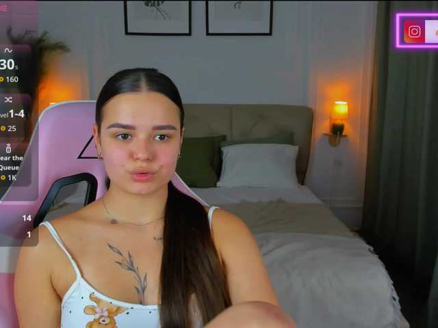 EvaRaider live cam on BongaCams