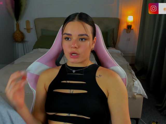 EvaRaider live cam on BongaCams