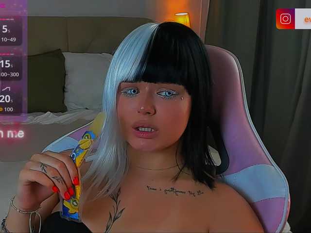 EvaRaider live cam on BongaCams