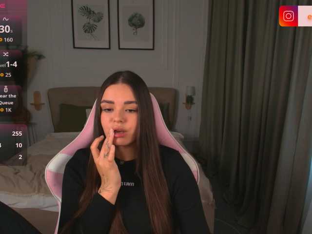 EvaRaider live cam on BongaCams