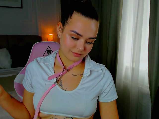EvaRaider live cam on BongaCams