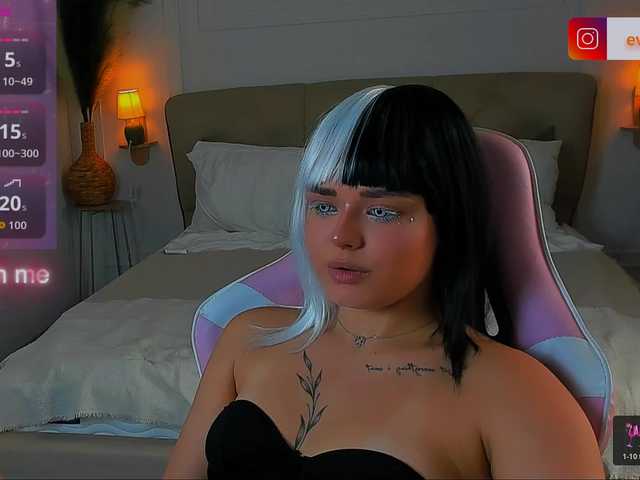 EvaRaider live cam on BongaCams