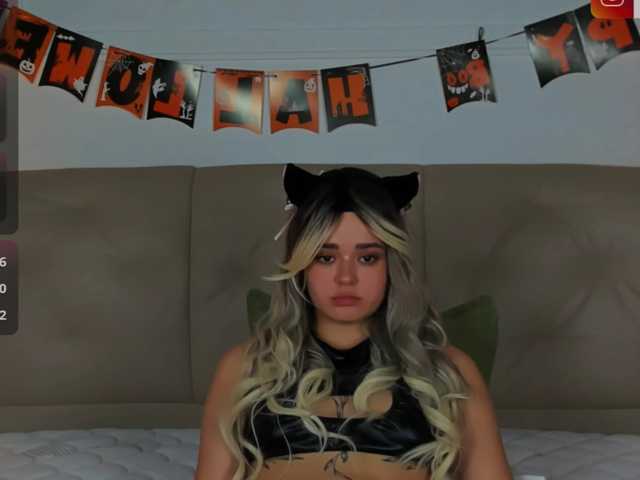 EvaRaider live cam on BongaCams