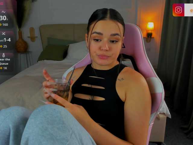 EvaRaider live cam on BongaCams