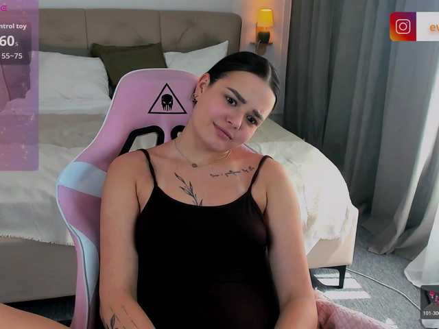 EvaRaider live cam on BongaCams