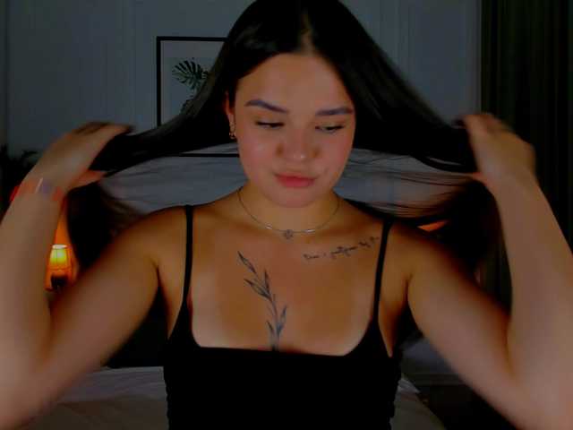 EvaRaider live cam on BongaCams