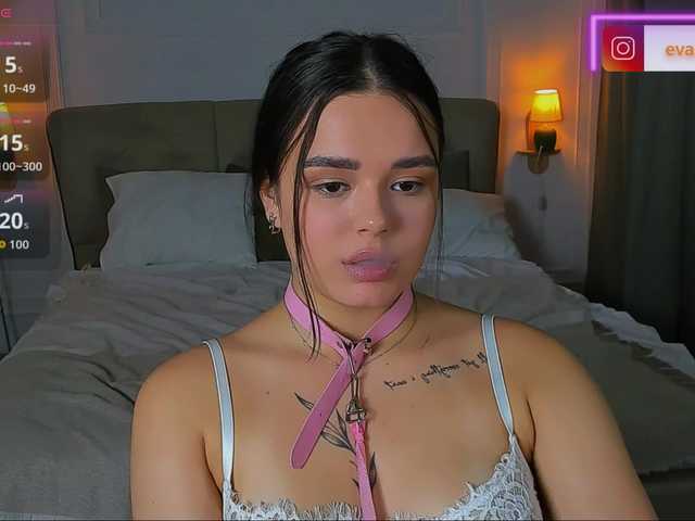 EvaRaider live on BongaCams