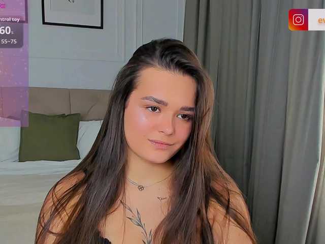 EvaRaider live cam on BongaCams