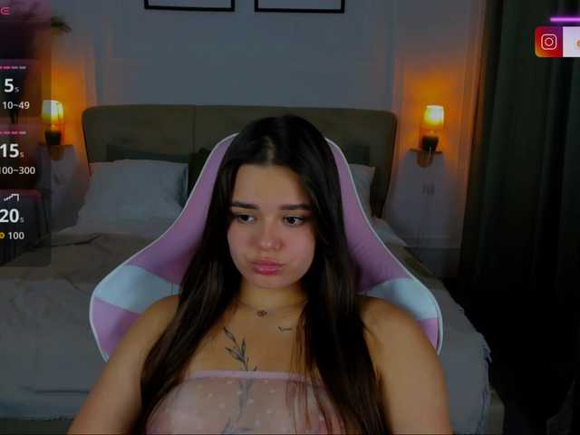 EvaRaider live cam on BongaCams