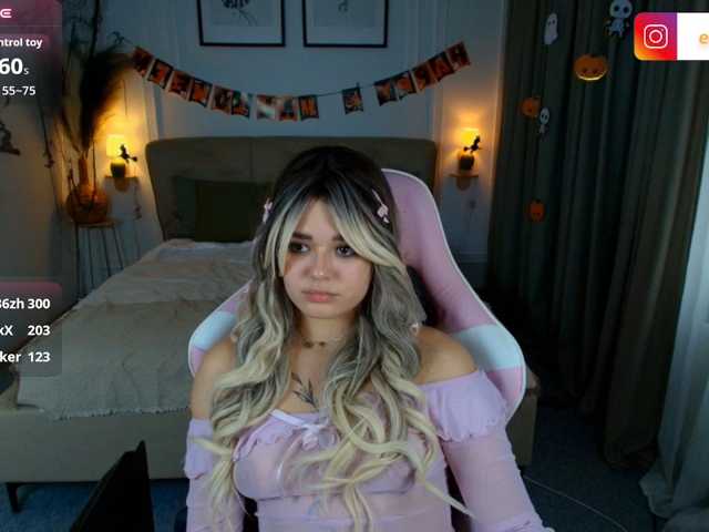 EvaRaider live cam on BongaCams