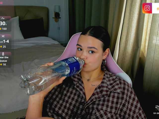 EvaRaider live cam on BongaCams