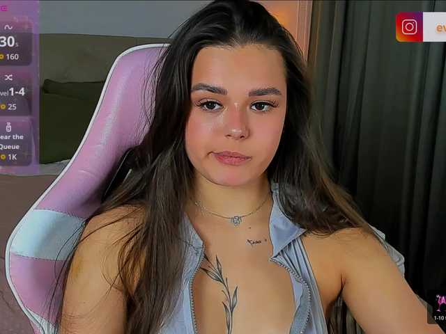EvaRaider live cam on BongaCams