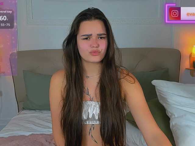 EvaRaider live cam on BongaCams