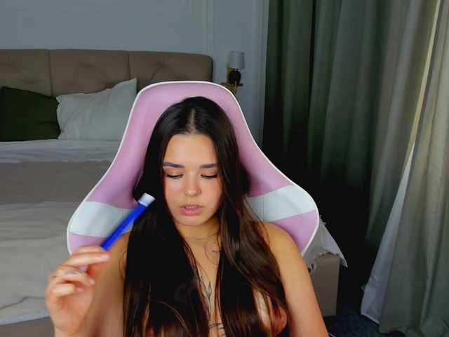EvaRaider live cam on BongaCams