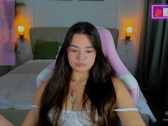 EvaRaider live cam on BongaCams