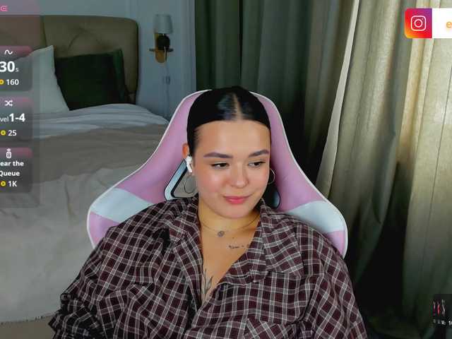 EvaRaider live cam on BongaCams