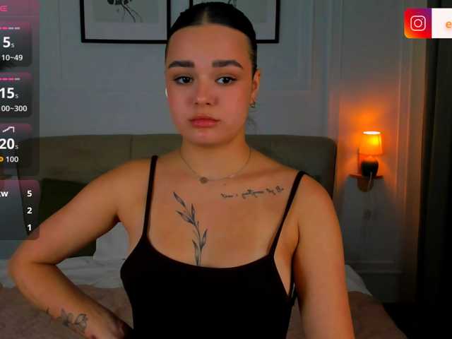 EvaRaider live cam on BongaCams