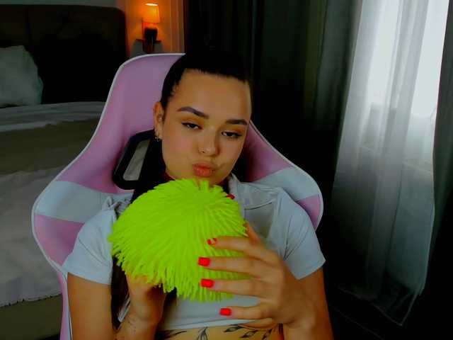EvaRaider live cam on BongaCams