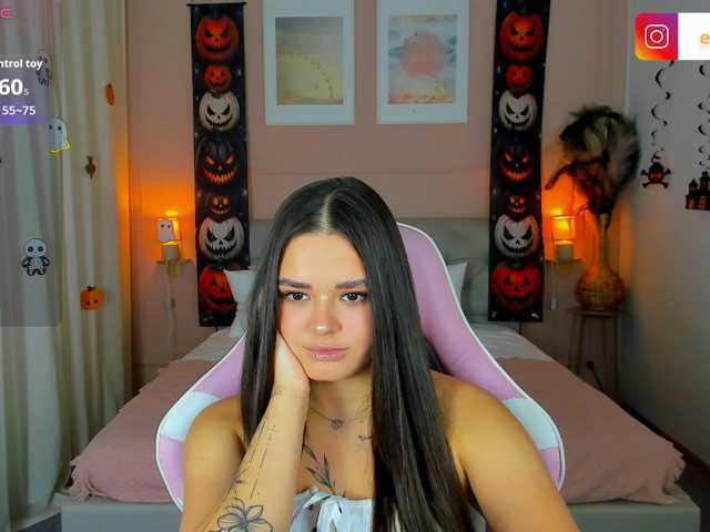 EvaRaider live cam on BongaCams